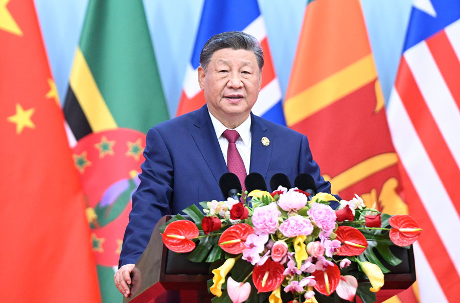 習近平出席全球婦女峰會開幕式并發表主旨講話